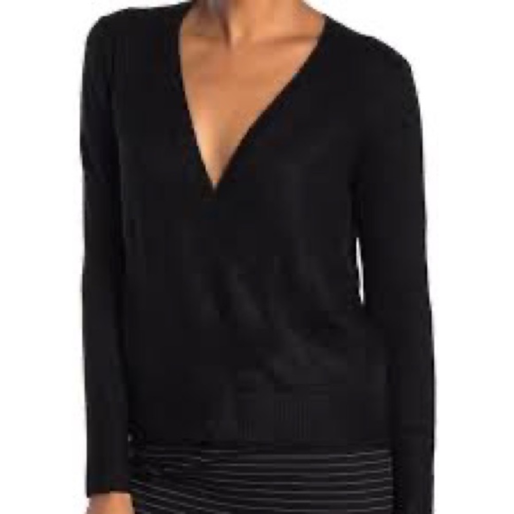 Vince Camuto Black V-Neck Sweater